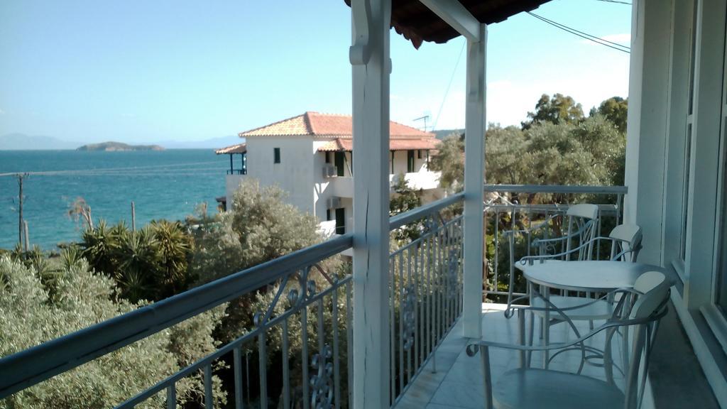 Amaranthos Skiathos View Megali Ammos  Oda fotoğraf
